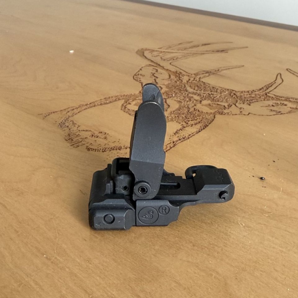 Image 4 - A.R.M.S. 40L-F