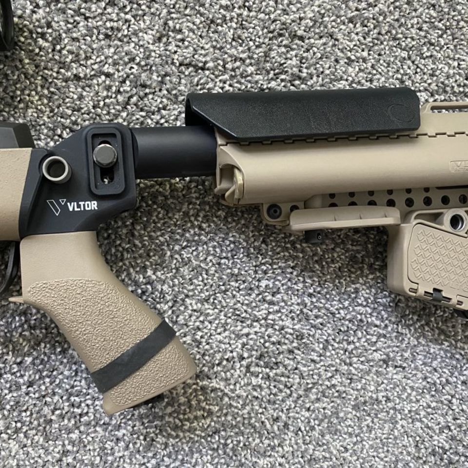 Image 4 - Springfield M1A w/ VLTOR furn.