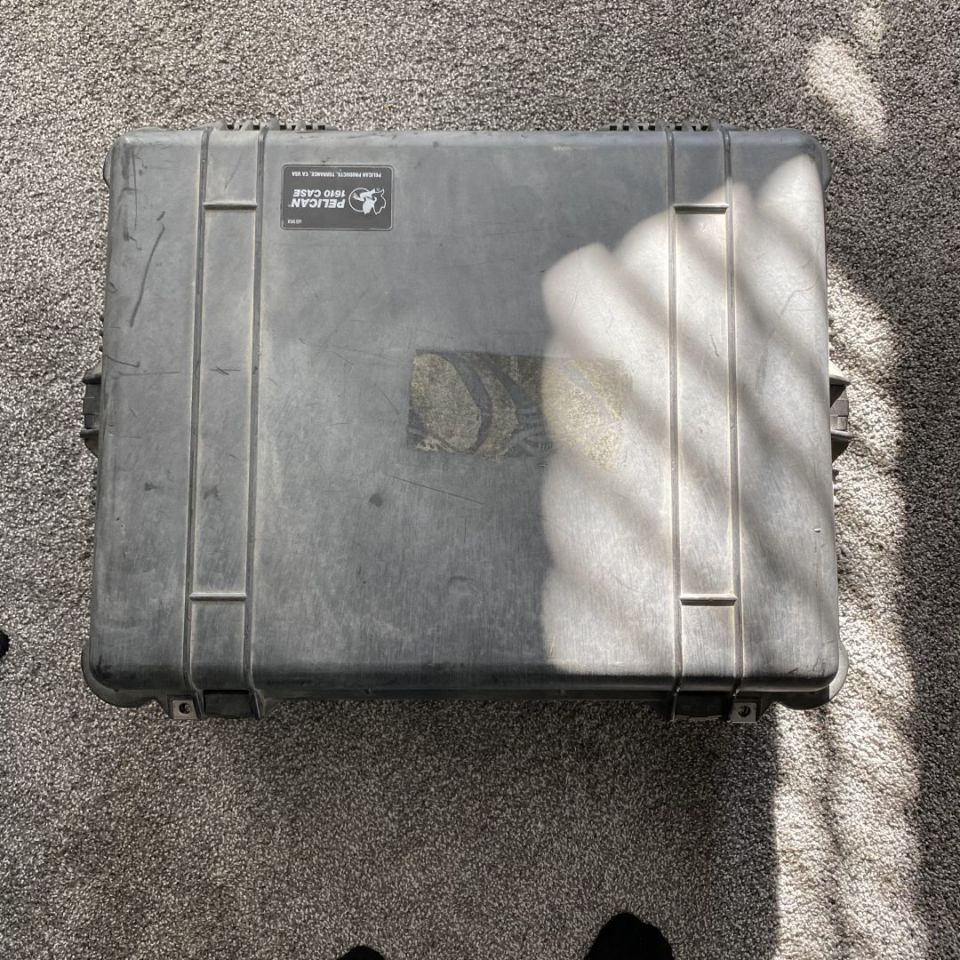 Image 3 - Pelican 1610