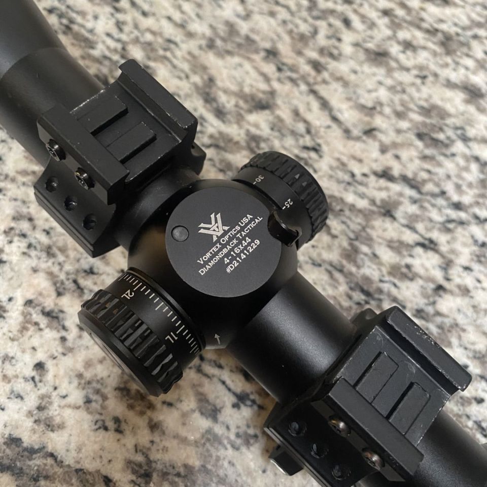 Image 2 - Vortex Diamondback 3-18x44mm