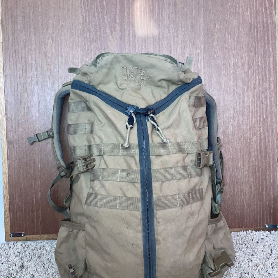 Image 1 - Mystery ranch Komodo dragon