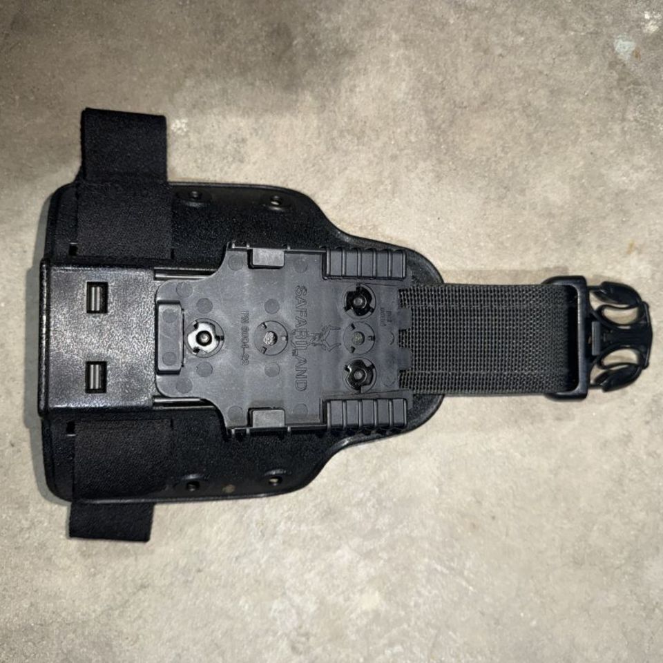 Image 1 - Safariland leg strap