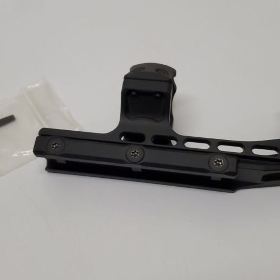 Image 1 - UTG ACCU-SYNC 30mm Mount