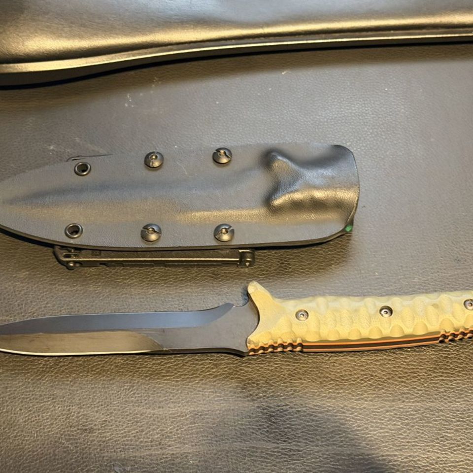 Image 2 - Kim Breed Fighting Knife