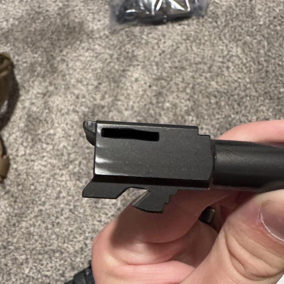 Image 4 - Glock 17 Gen 5