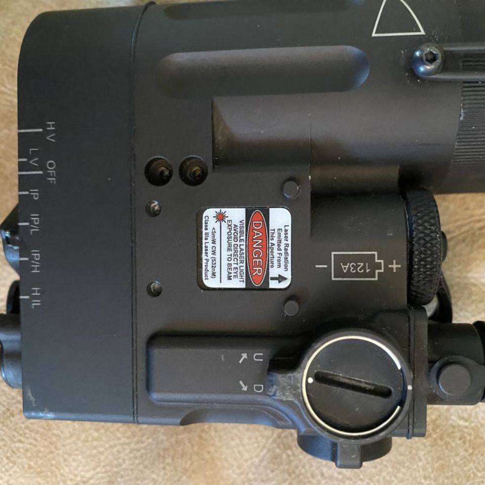 Image 2 - Laser Devices/ Steiner Dbal D2