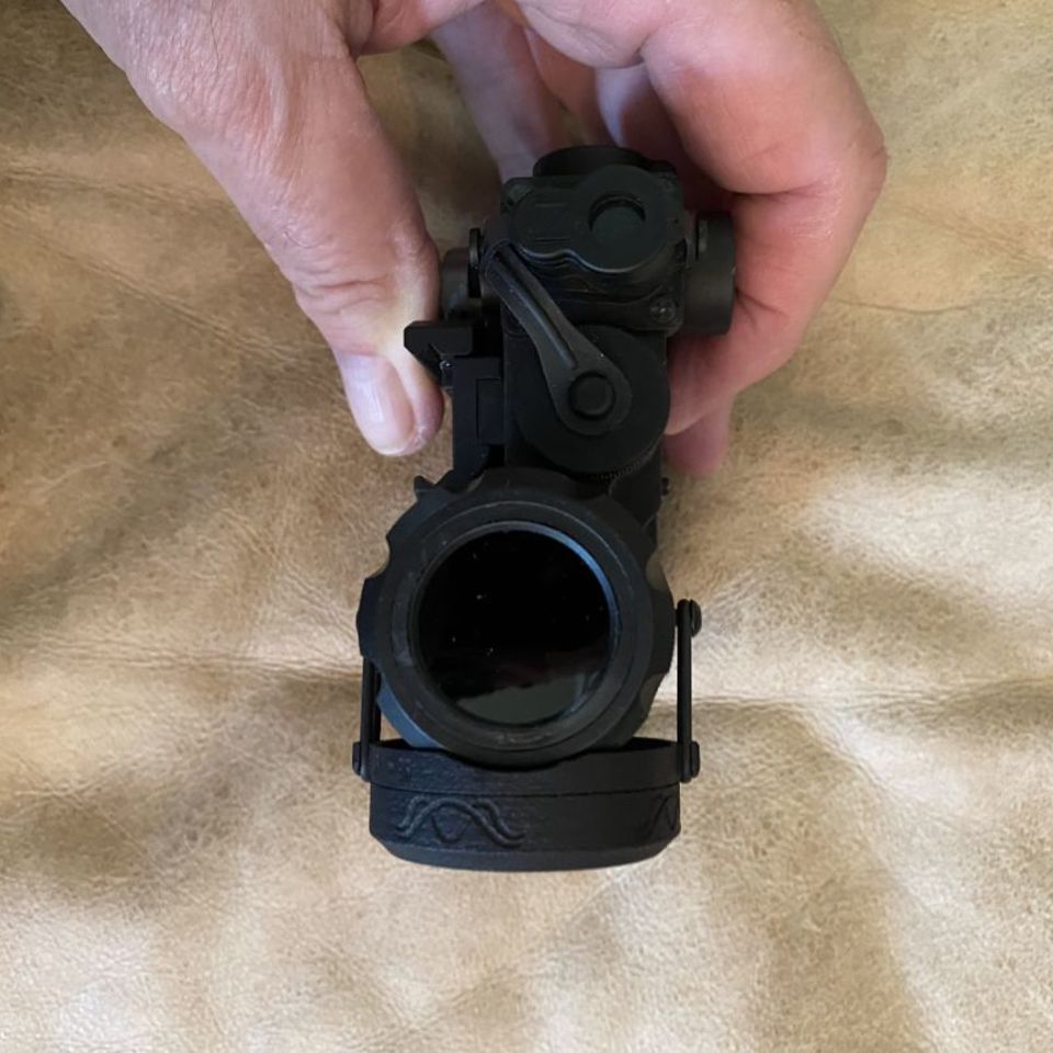 Image 4 - Laser Devices/ Steiner Dbal D2