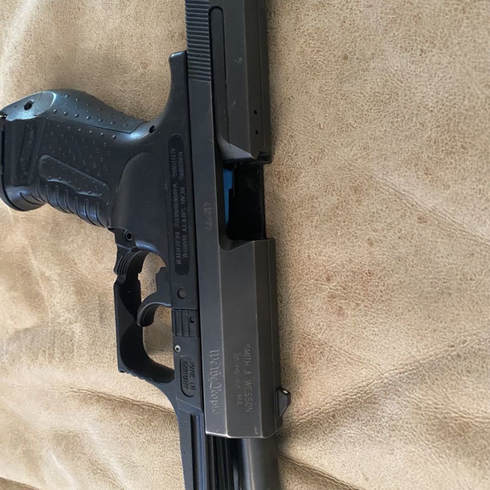 Image 4 - WTS: Walther P99 in .40 S&W 