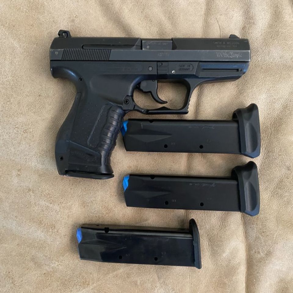 Image 2 - WTS: Walther P99 in .40 S&W 