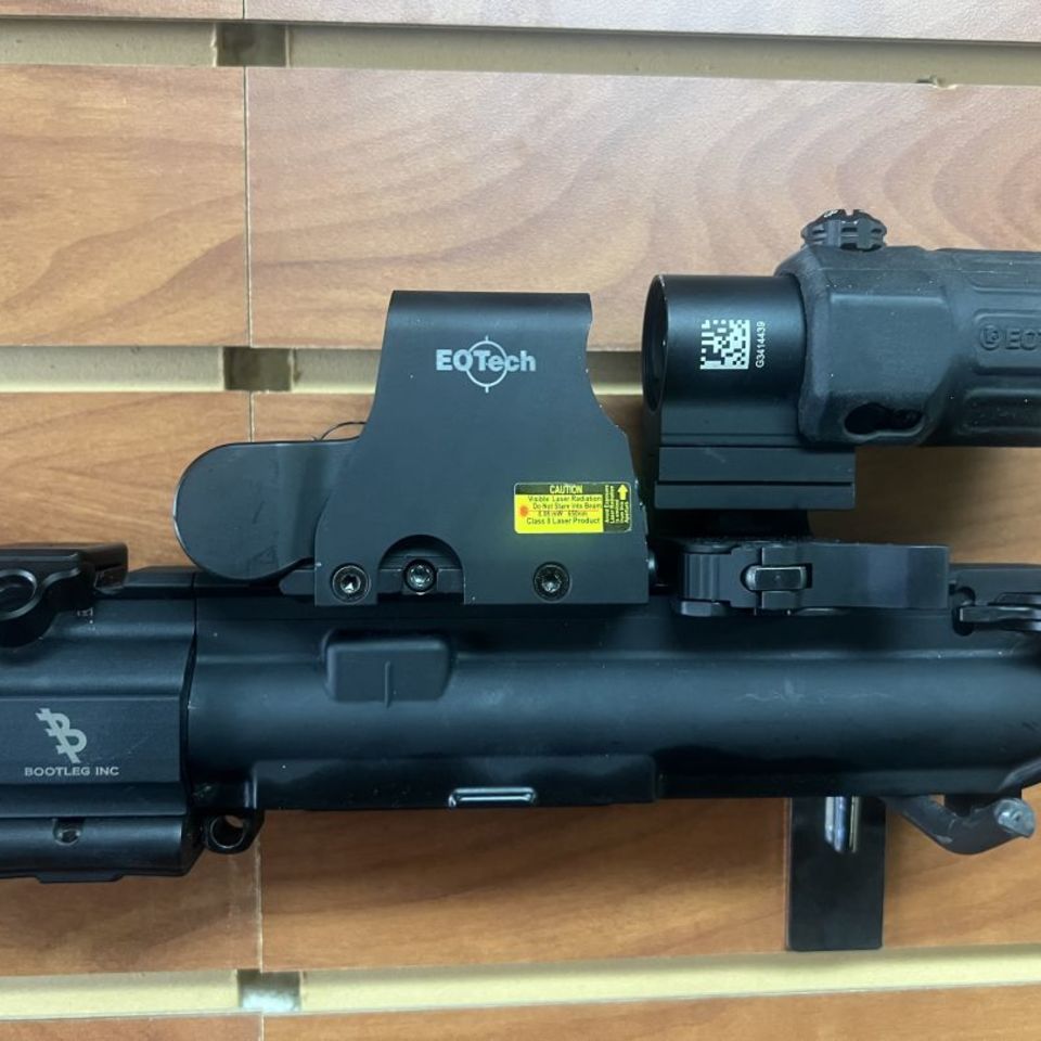 Image 4 - Eotech xps2-0/G33 With upper