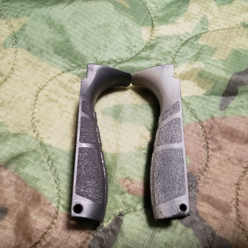 Image 2 - CZ Bren 2 grip panels.