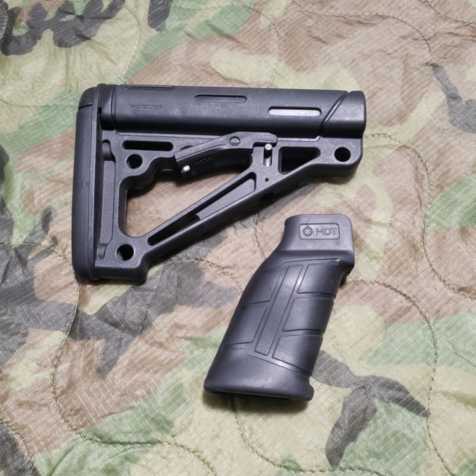 Image 2 - Hogue Overmolded AR Stock