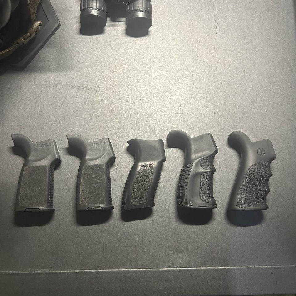 Image 1 - Get a grip!!! All 6 4 $50