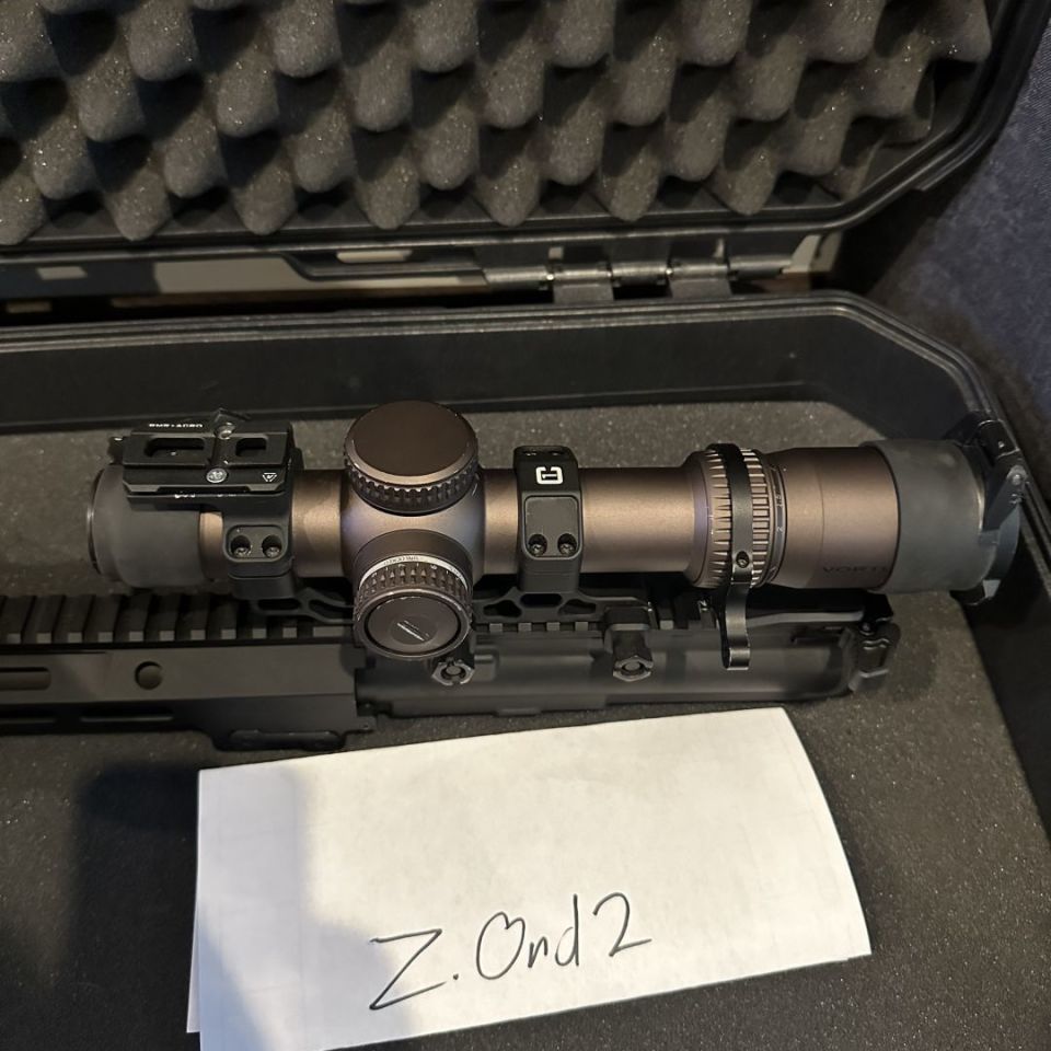 Image 2 - Vortex razor 1-10, badger COMM