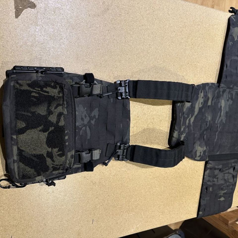 Image 2 - FirstSpear/SKD Plate carrier