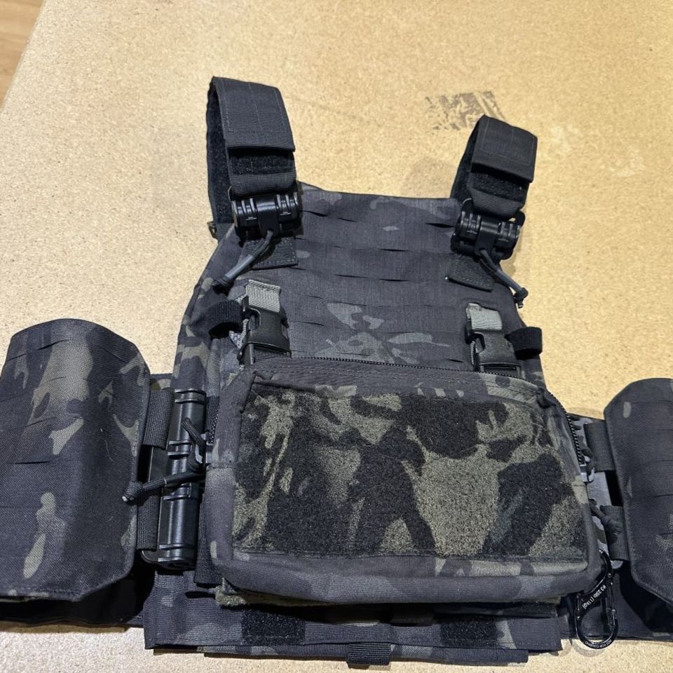 Image 1 - FirstSpear/SKD Plate carrier