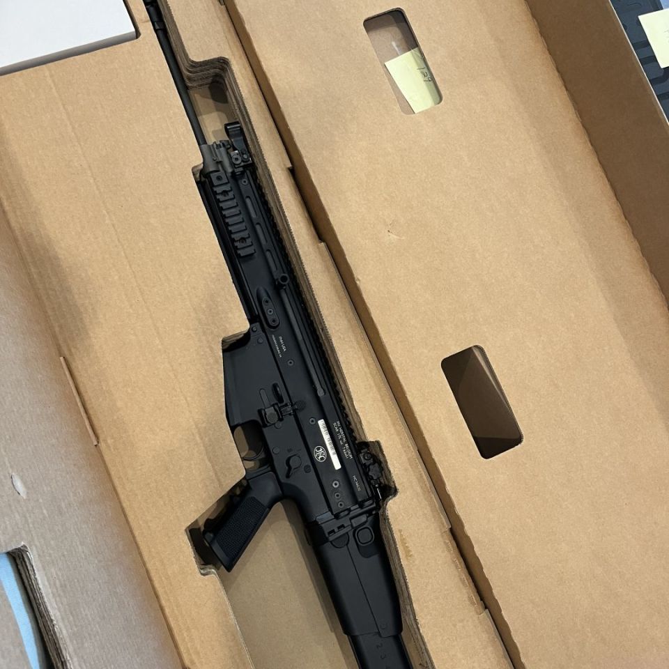 Image 2 - Belgian Scar 17s