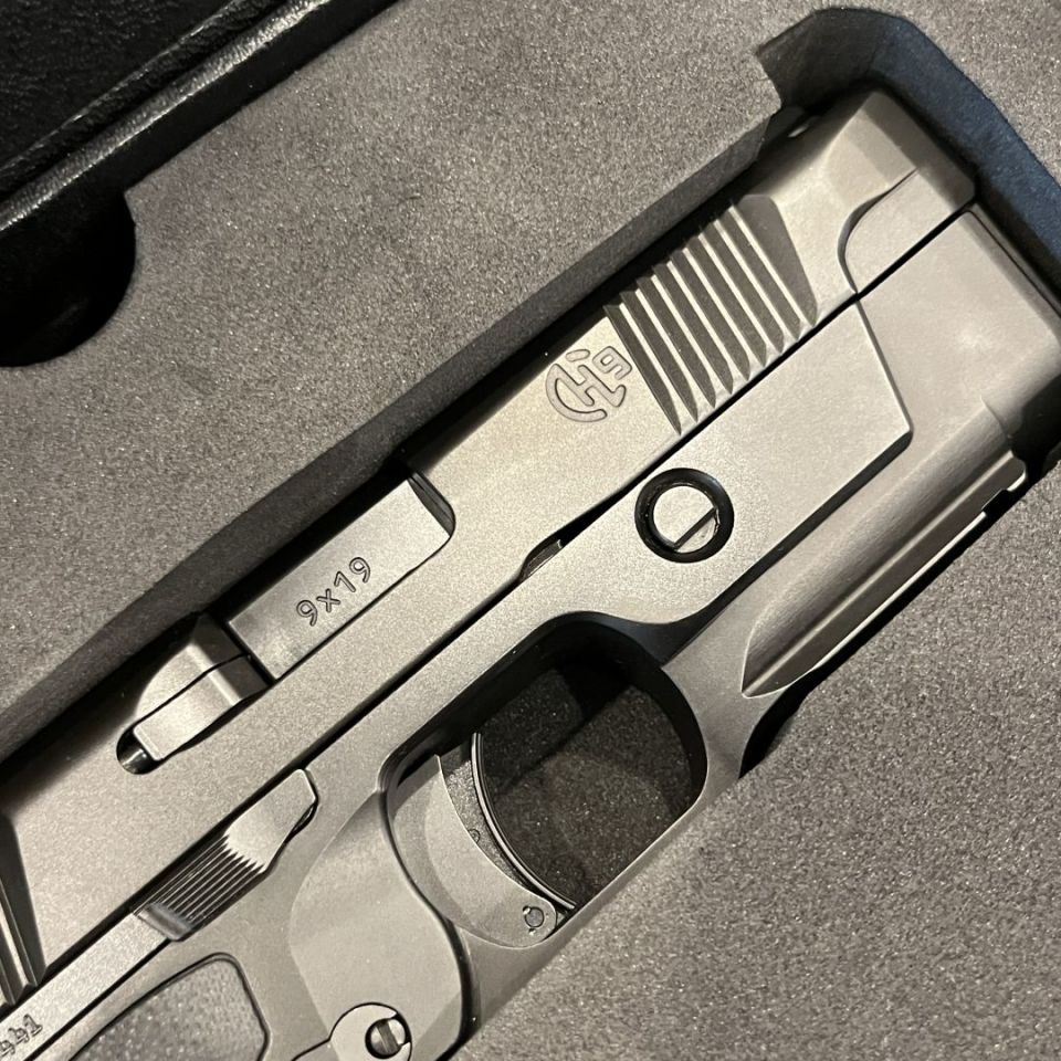 Image 2 - NIB Hudson H9