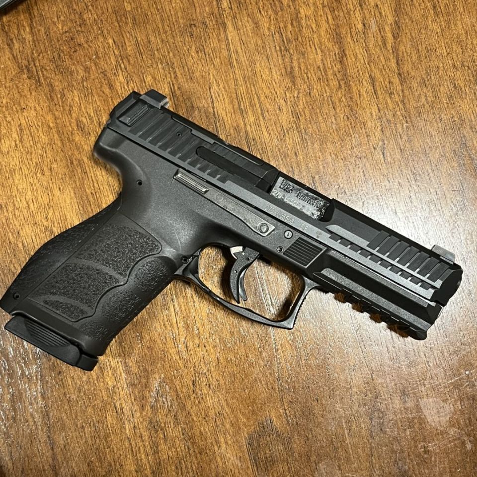 Image 2 - VP9A1K w/ Accessories