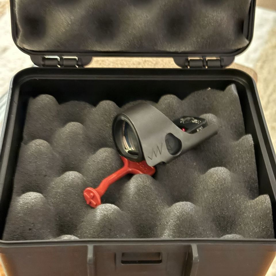 Image 5 - Trijicon SRO + Jagerwerks BROS