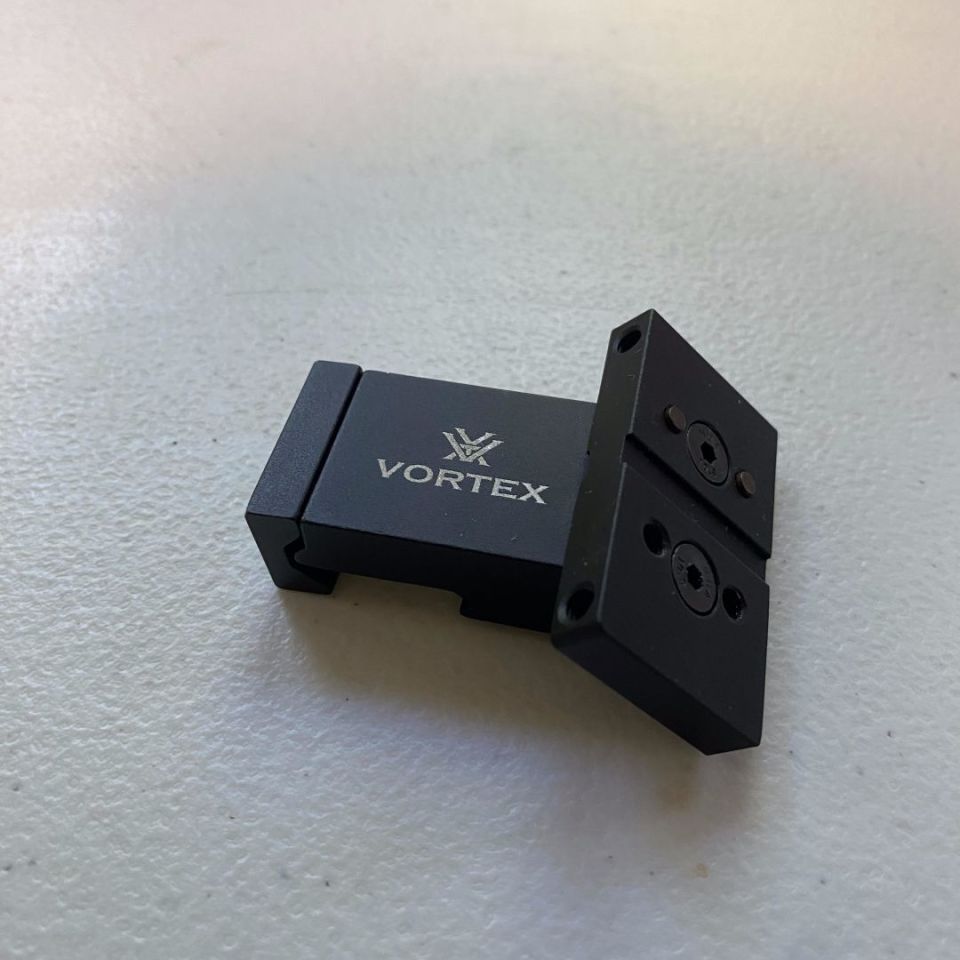 Image 2 - Vortex Razor Red Dot