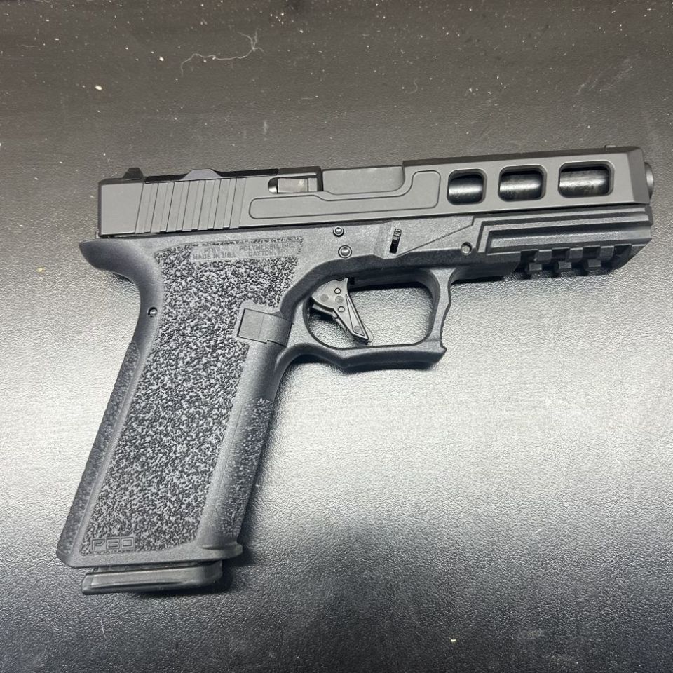 Image 1 - P80 glock17 