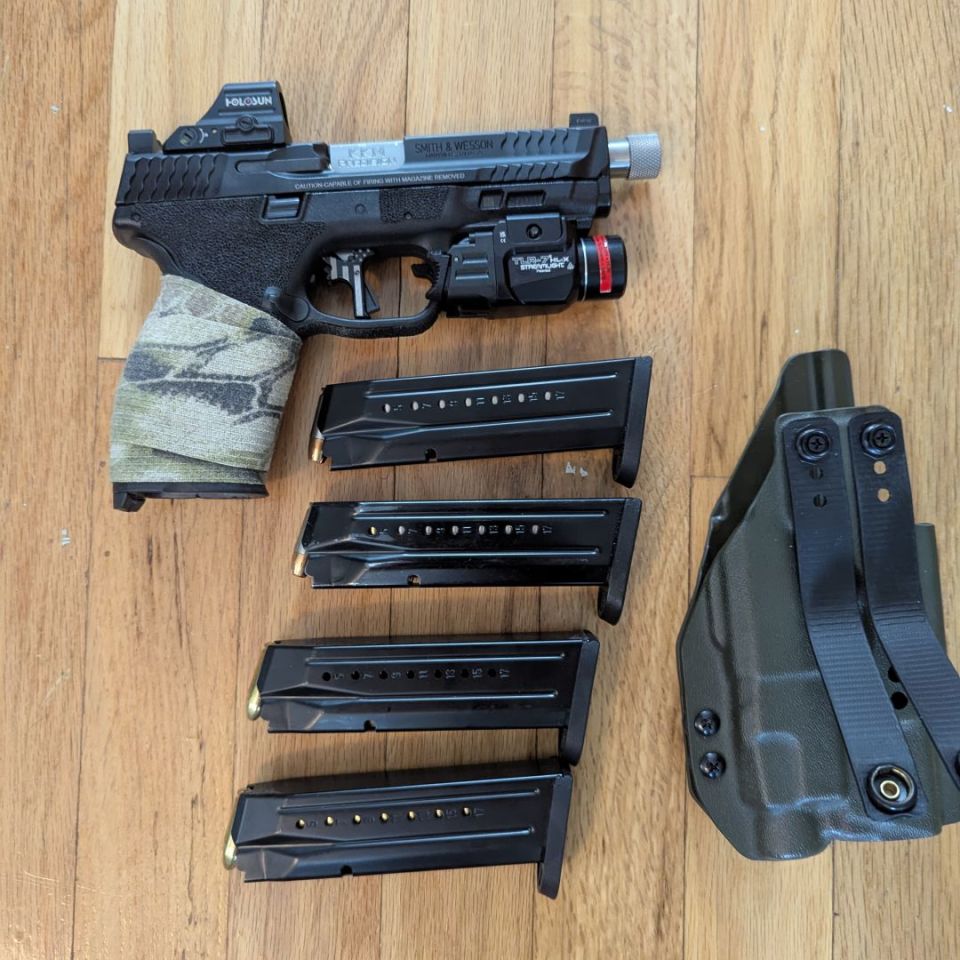 Image 2 - Trade only M&P 9 for Glock