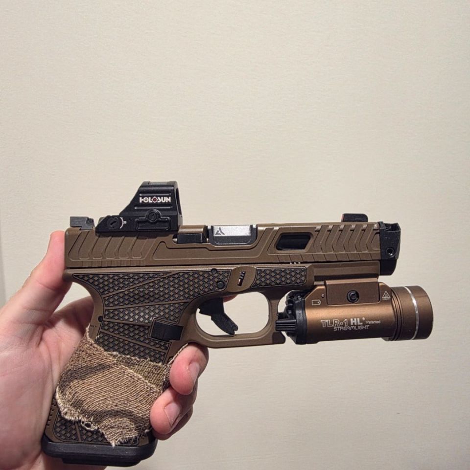 Image 2 - Glock 19 Gen 3 **PRICE DROP**