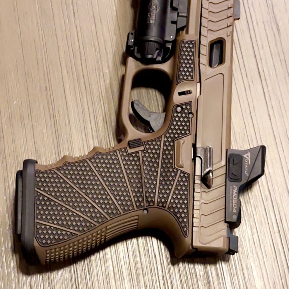 Image 1 - Glock 19 Gen 3 **PRICE DROP**