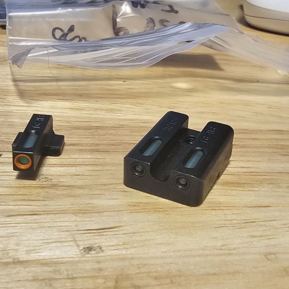 Image 1 - Truglo TFX PRO HK VP9