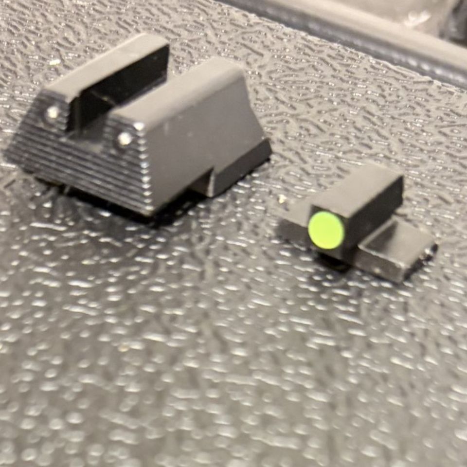 Image 2 - HK VP9 P30 Sights