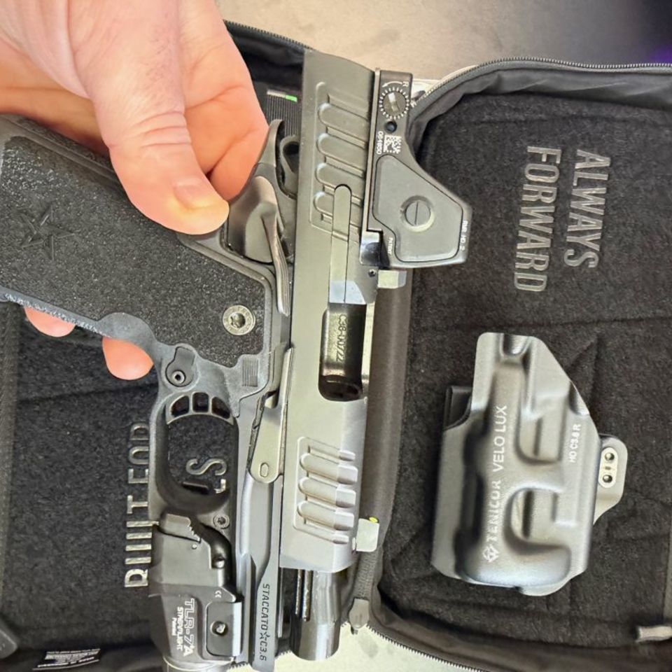 Image 3 - Staccato HD C3.6 w/ extras