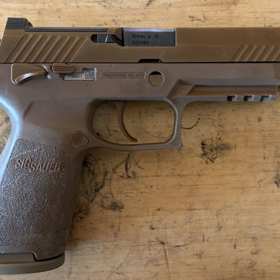 Image 2 - SIG M17 Surplus 