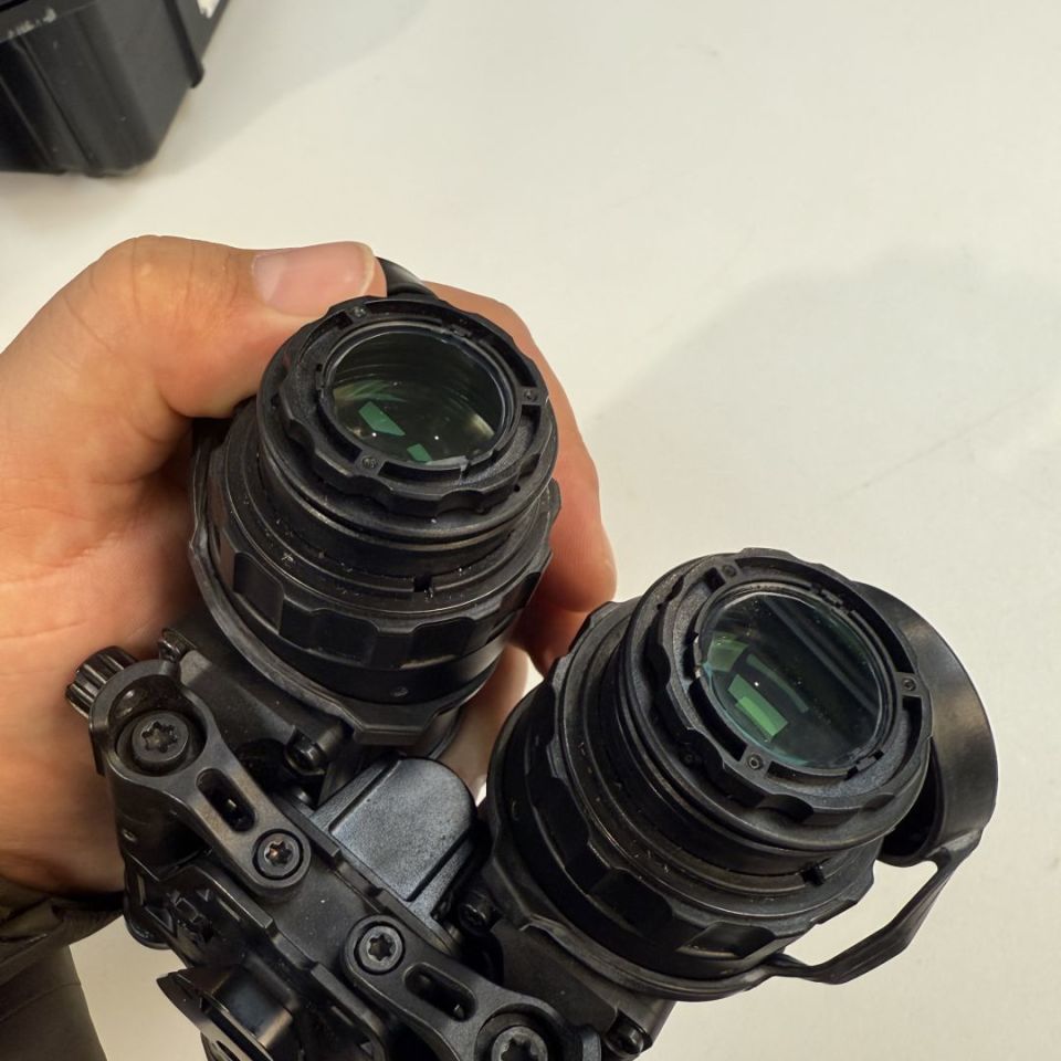 Image 4 - EOTech BinoNV G3 WP