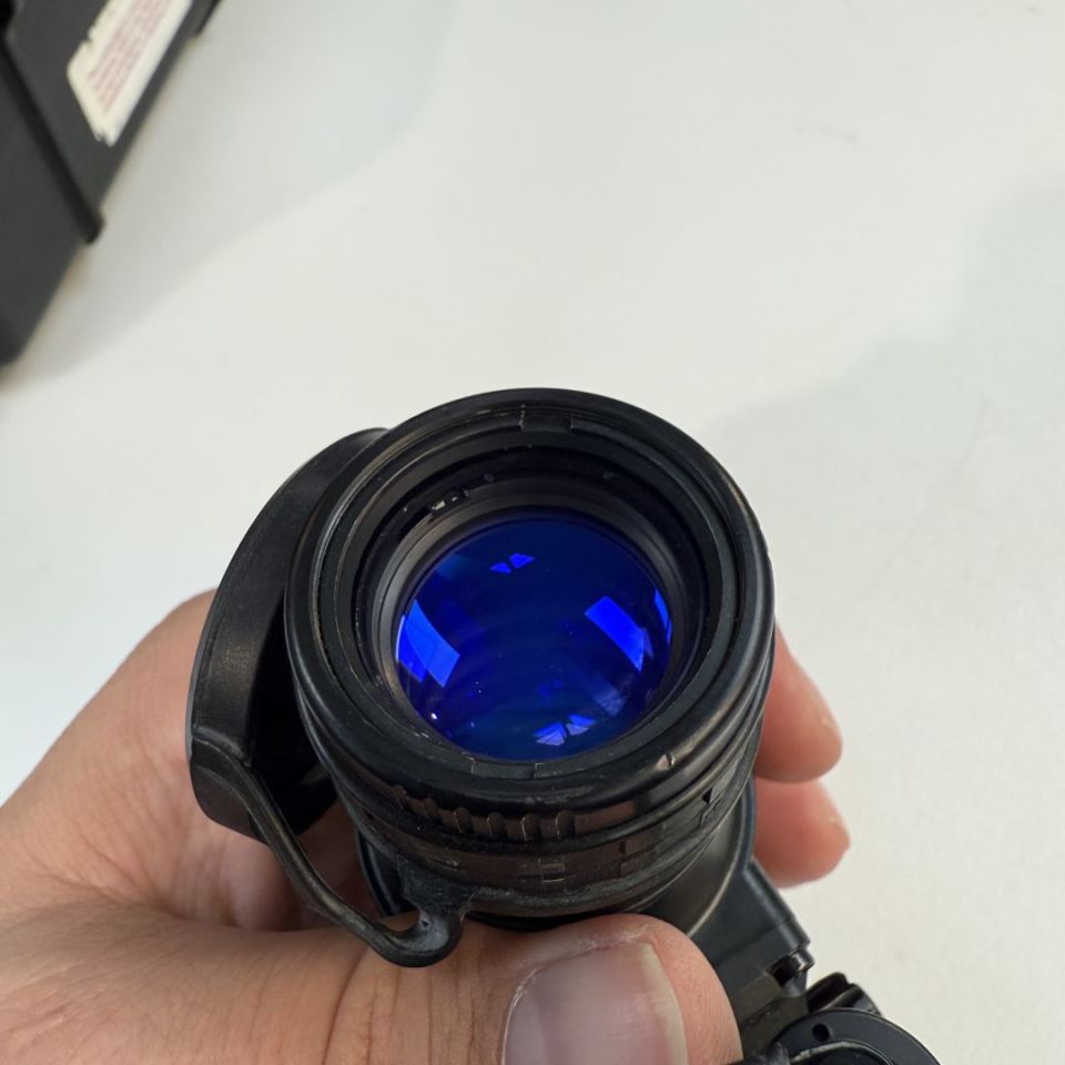 Image 2 - EOTech BinoNV G3 WP