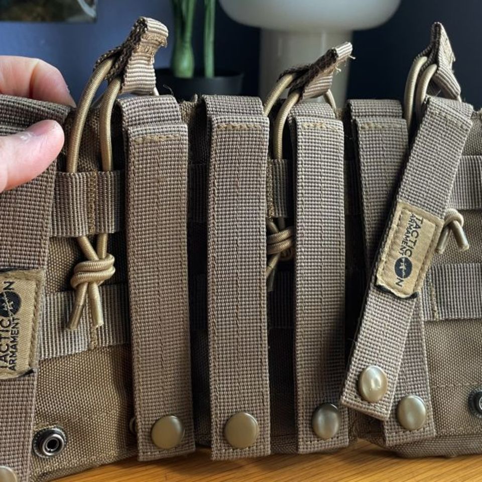 Image 2 - Tacticon Armament mag pouch