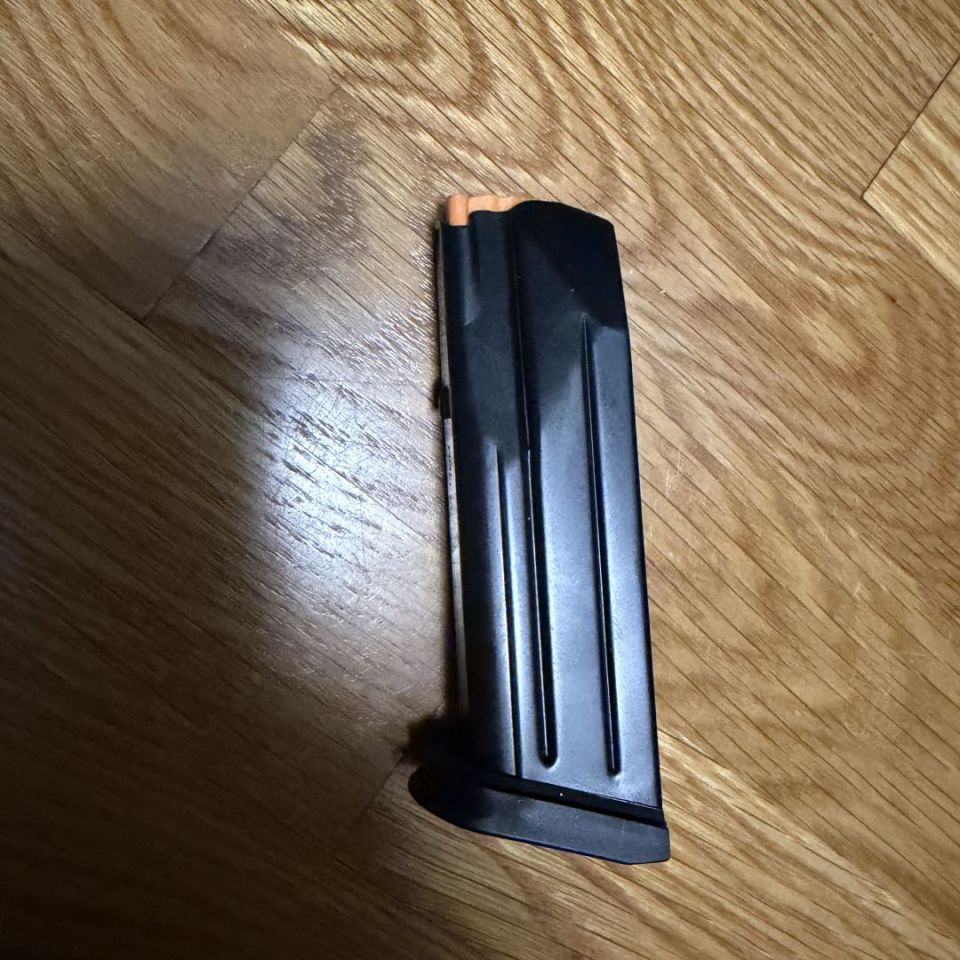 Image 2 - 4 FN 509M 15rd Magazines New