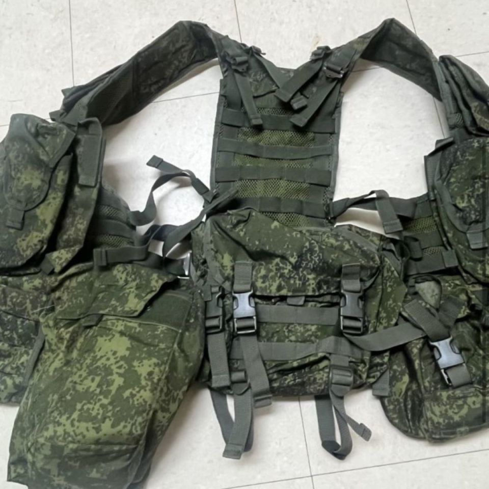 Image 3 - Russian 6SH117 combat rig