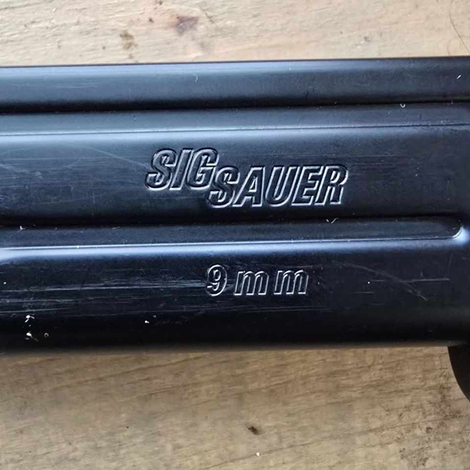 Image 4 - Sig 320 holster and mag combo 