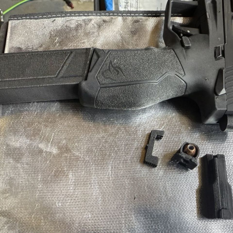 Image 4 - Taurus TX22 magazine +14 round extension