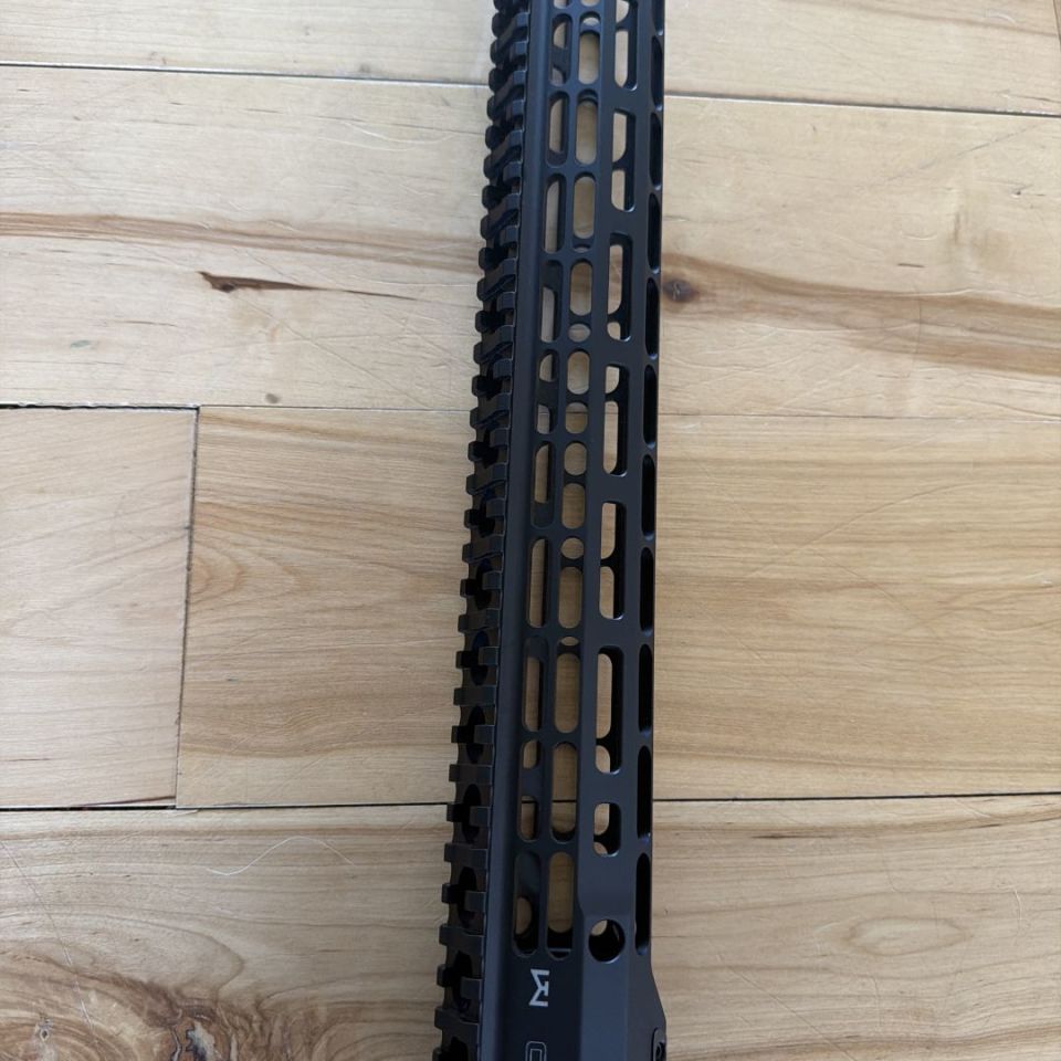 Image 2 - Aero Precision M5 15" rail