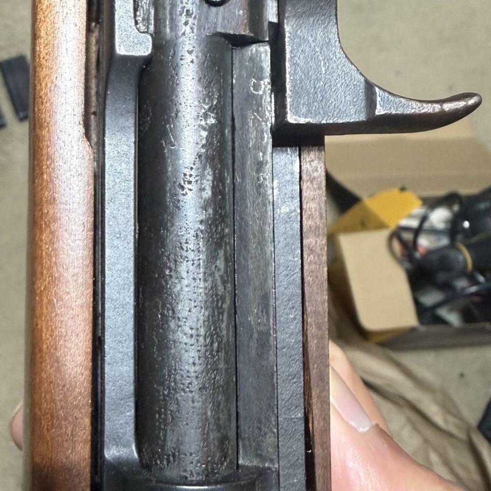 Image 4 - M1 Carbine. 30 Carbine 8 mags.