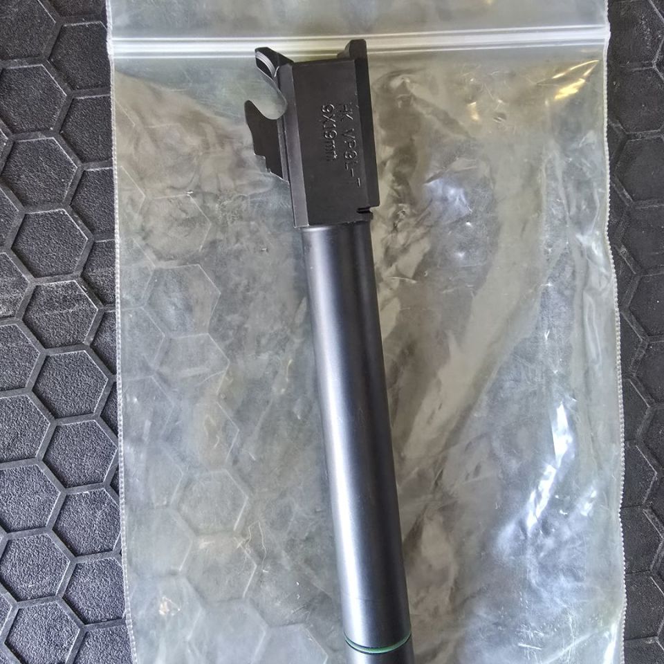 Image 1 - Hk VP9L thread barrel 