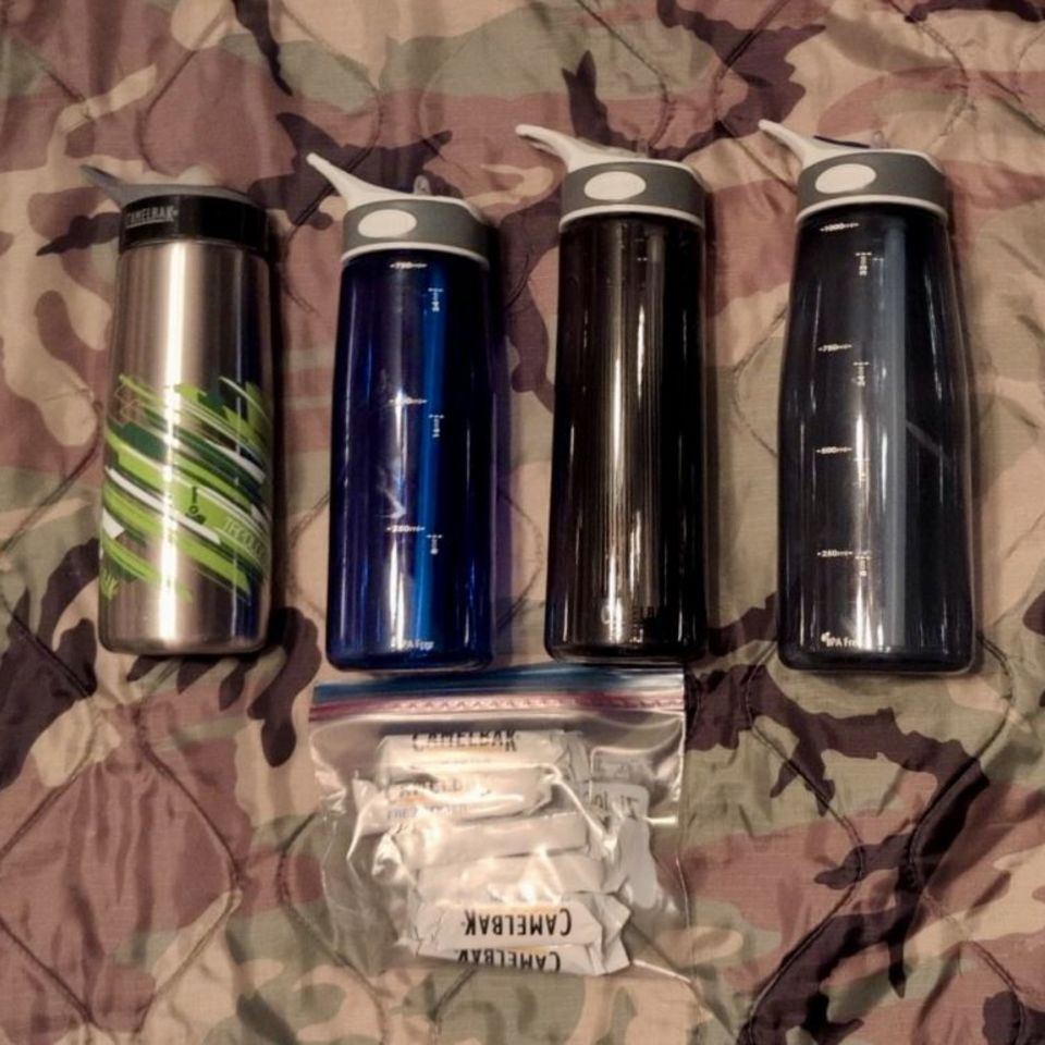 Image 1 - Camelbak water bottles 750/1L
