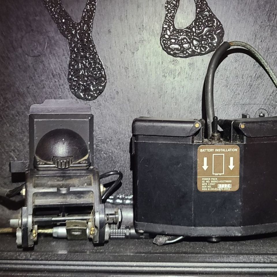 Image 1 - ANVIS Ground Mount & Pack