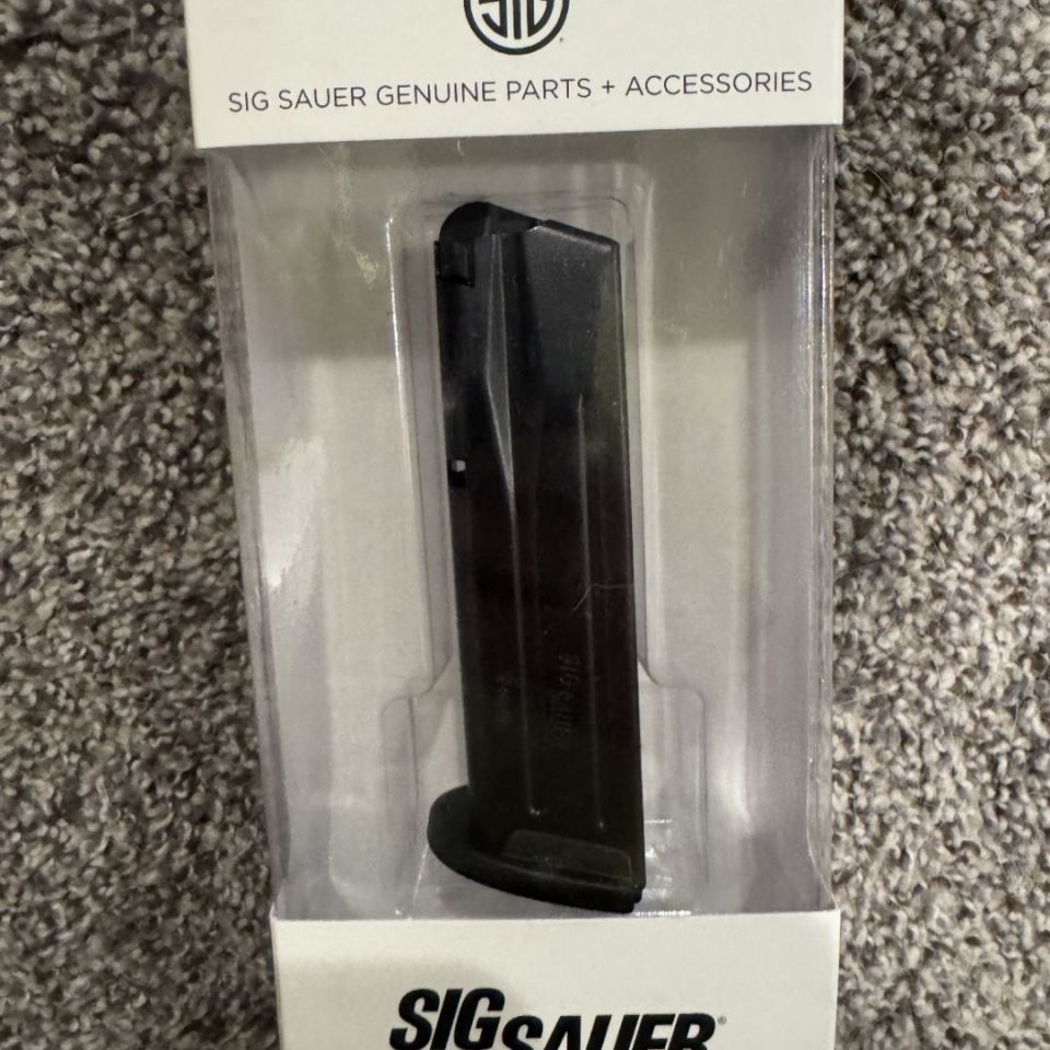 Image 3 - P320/M17/M18 17rd mags