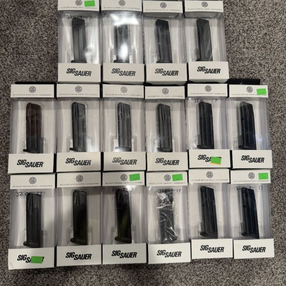 Image 4 - P320/M17/M18 17rd mags
