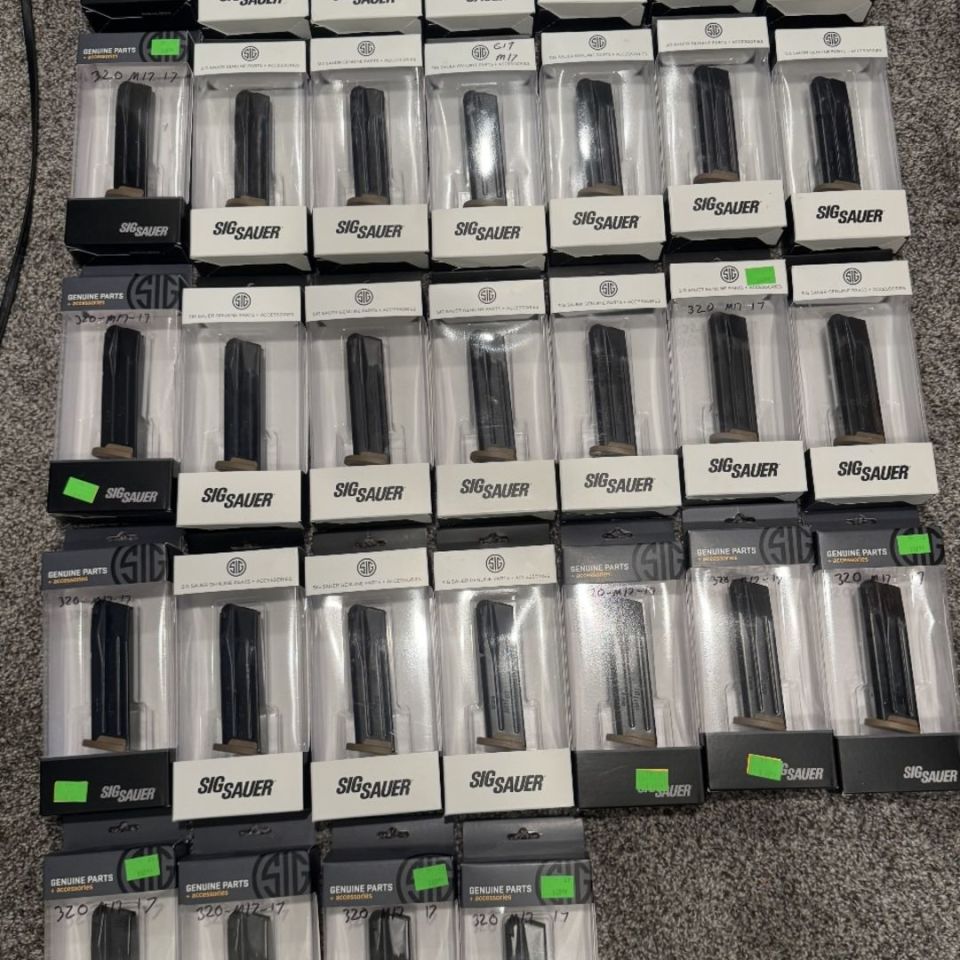 Image 5 - P320/M17/M18 17rd mags