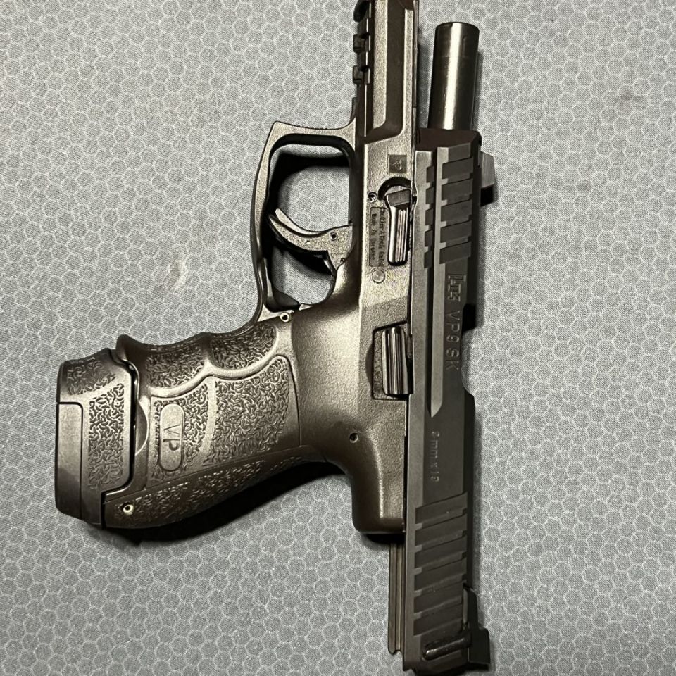 Image 4 - H&K VP9SK