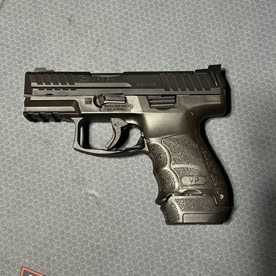Image 2 - H&K VP9SK